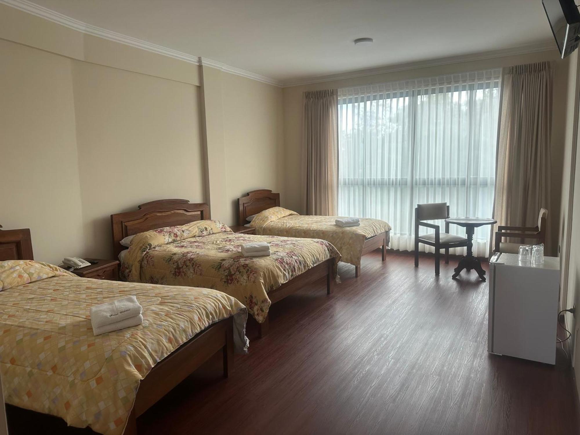 Hotel Oblitas Cochabamba Luaran gambar