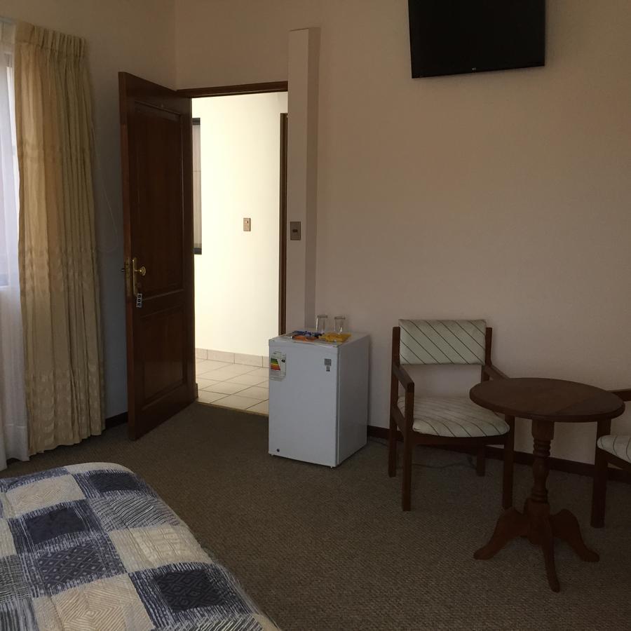 Hotel Oblitas Cochabamba Luaran gambar