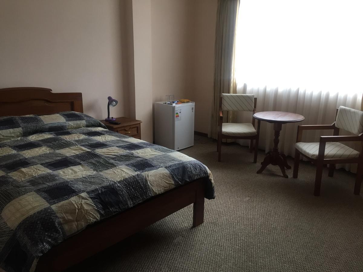 Hotel Oblitas Cochabamba Luaran gambar